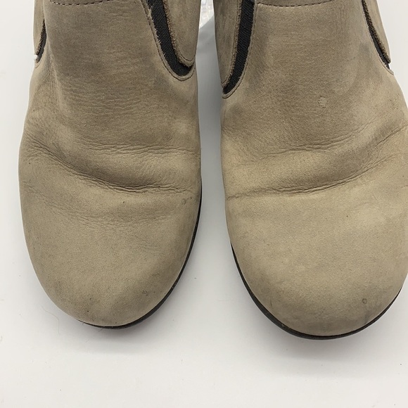 Dansko Grey Suede slip on shoes size 6.5 (Euro 37) - Picture 2 of 11